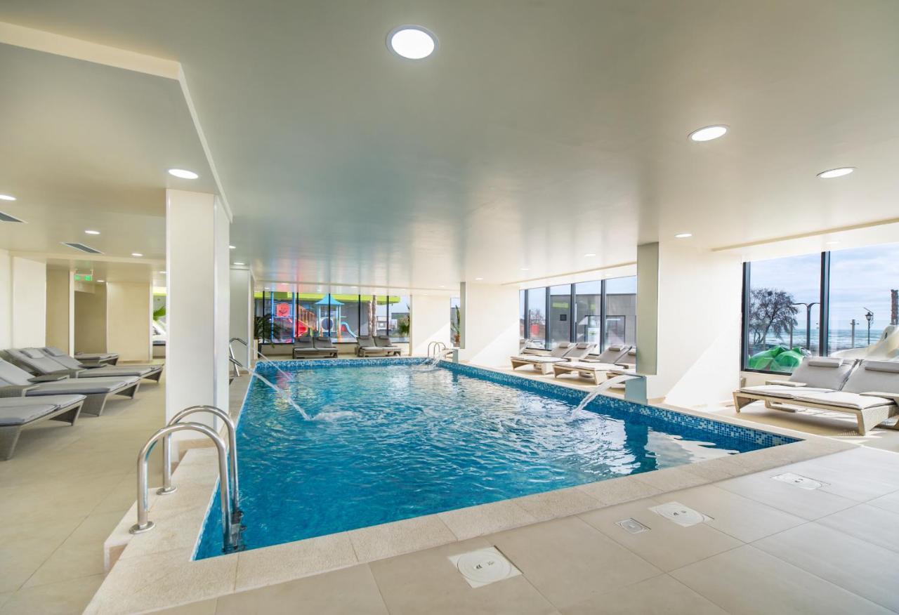 Rubic Apartment Spa N Pool Beach Resort Năvodari Exteriér fotografie